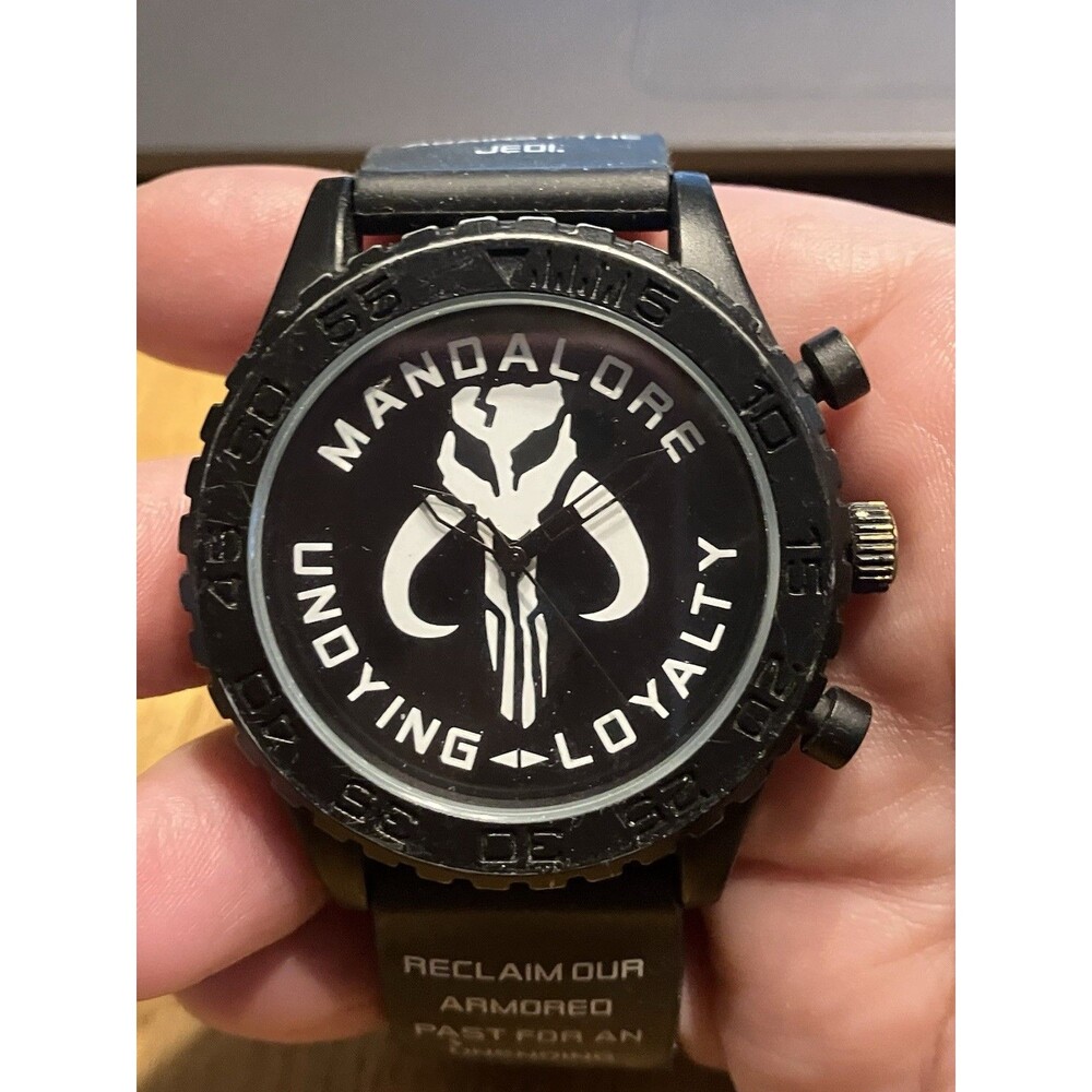 Disney Star Wars Warriors of Mandalore Mandalorian Watch Accutime Works